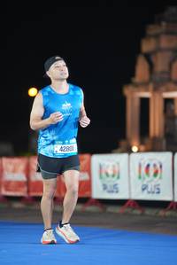 BIB: 42801, 1001, 133
                            <button type="button" onclick="openModal(19763923)" class="btn btn-primary btn-sm float-right btn-popup" data-toggle="modal" data-target=".modal-high-quality">
                        <i class="fas fa-shopping-cart"></i> Add to Cart
                    </button>
                                            <button type="button" onclick="isThisMe(19763923, true)" class="btn btn-success btn-sm float-right btn-popup btn-isme hidden" data-toggle="tooltip" data-placement="bottom" title="นี่คือรูปของคุณใช่ไหม คลิกที่นี่เพื่อเอาเข้าอัลบั้ม">
                        <i class="fas fa-plus"></i> Add to album
                    </button>
                    <button type="button" onclick="isThisMe(19763923, false)" class="btn btn-warning btn-sm float-right btn-popup btn-isnotme hidden">
                        <i class="fas fa-ban"></i> Remove from album
                    </button>